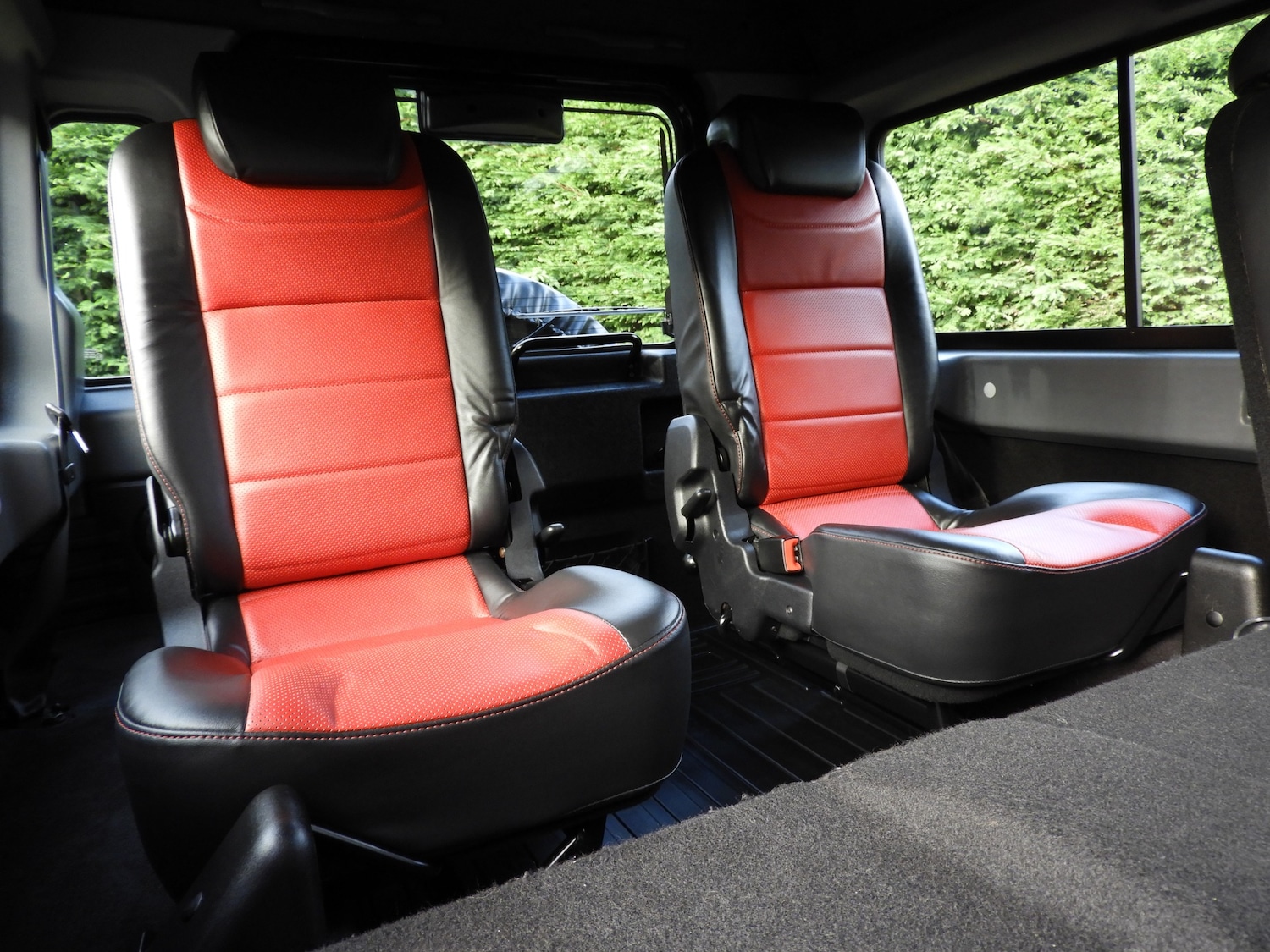 Used Land Rover Defender 110 2016 for sale - 77044261: Photo 20