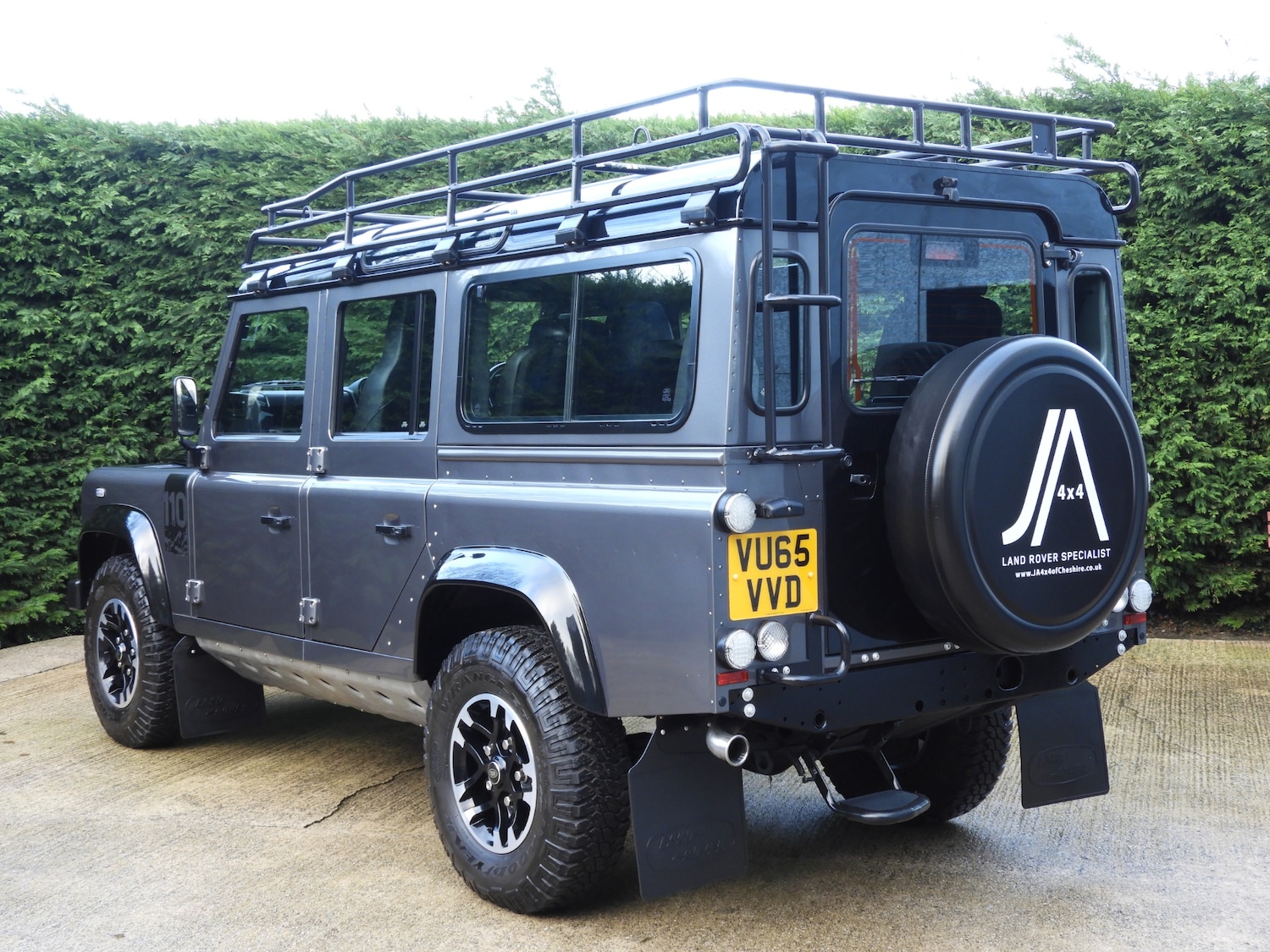 Used Land Rover Defender 110 2016 for sale - 77044261: Photo 5