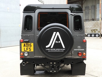 Used Land Rover Defender 110 2015 for sale - 78508544: Photo
