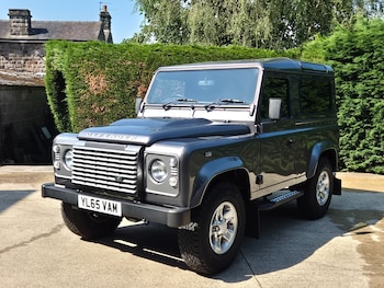 Used Land Rover Defender 90 2016 for sale - 79021245: Photo