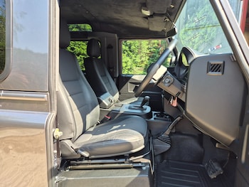 Used Land Rover Defender 90 2016 for sale - 79021245: Photo