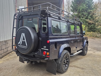 Used Land Rover Defender 110 2014 for sale - 77532632: Photo