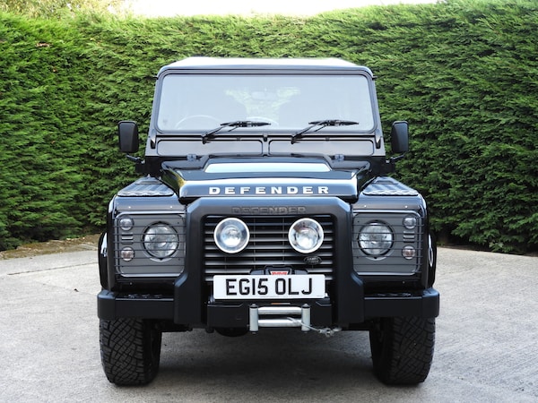 Used Land Rover Defender 90 2015 for sale - 75629464: Photo 3