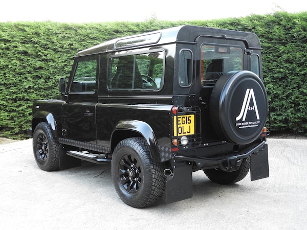 Used Land Rover Defender 90 2015 for sale - 75629464: Photo 6