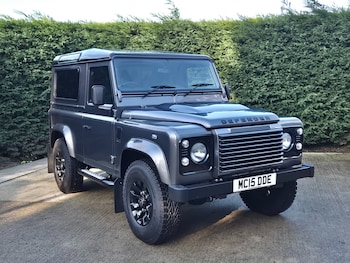 Used Land Rover Defender 90 2015 for sale - 77353674: Photo