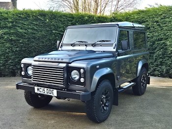 Used Land Rover Defender 90 2015 for sale - 77353674: Photo