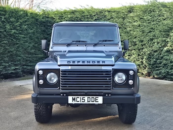 Used Land Rover Defender 90 2015 for sale - 77353674: Photo