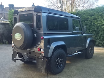 Used Land Rover Defender 90 2015 for sale - 77353674: Photo