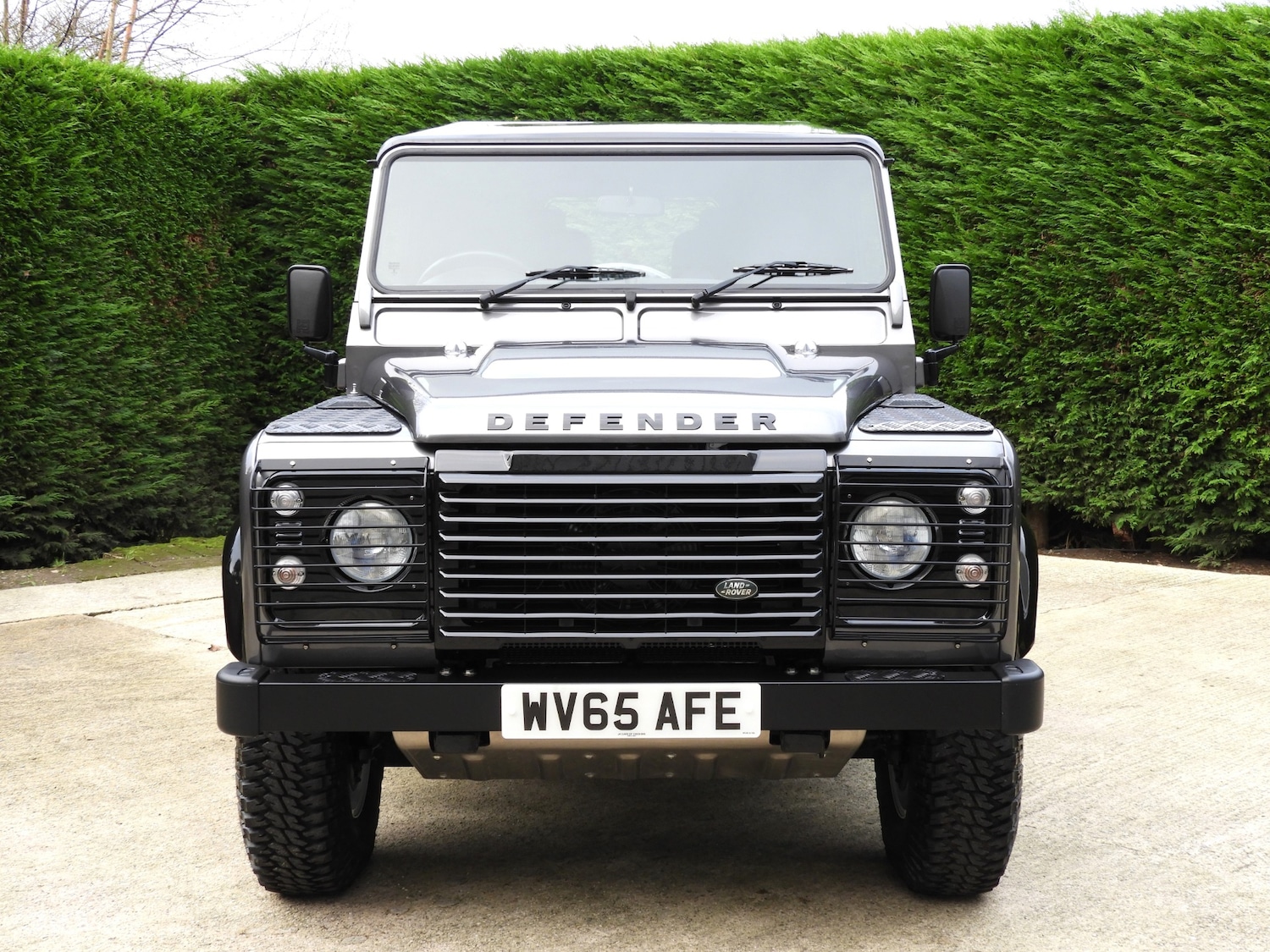 Used Land Rover Defender 90 2015 for sale - 76120392: Photo 3