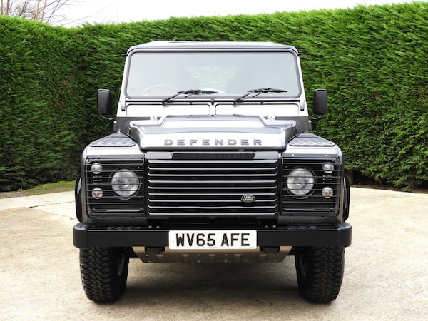Used Land Rover Defender 90 2015 for sale - 76120392: Photo 3