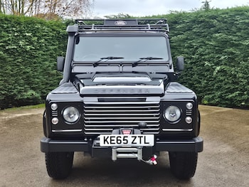 Used Land Rover Defender 110 2015 for sale - 76497601: Photo