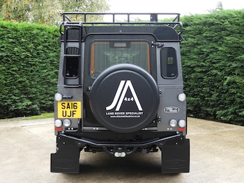 Used Land Rover Defender 90 2016 for sale - 75972358: Photo