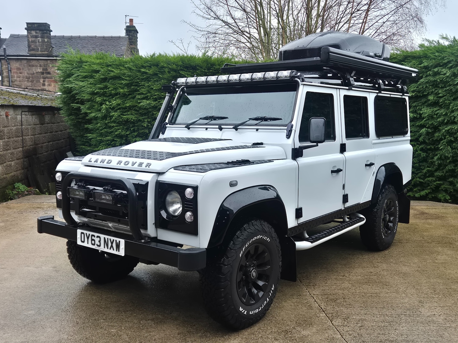 Used Land Rover Defender 110 2013 for sale - 76971525: Photo 2