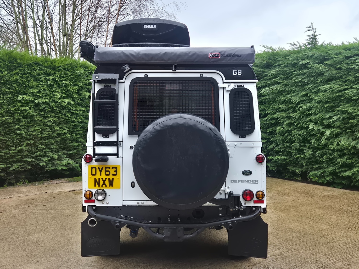 Used Land Rover Defender 110 2013 for sale - 76971525: Photo 4