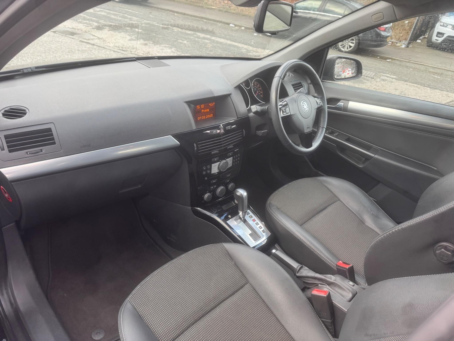 Vehicle 28