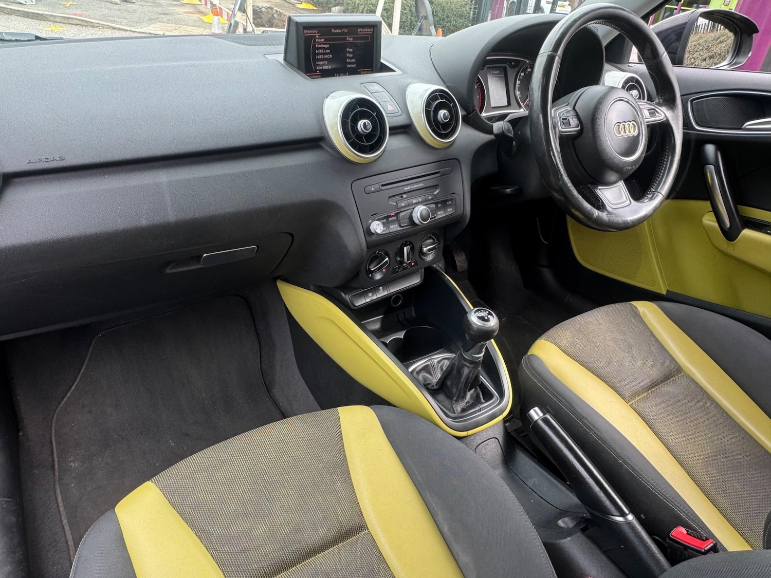 Vehicle 29