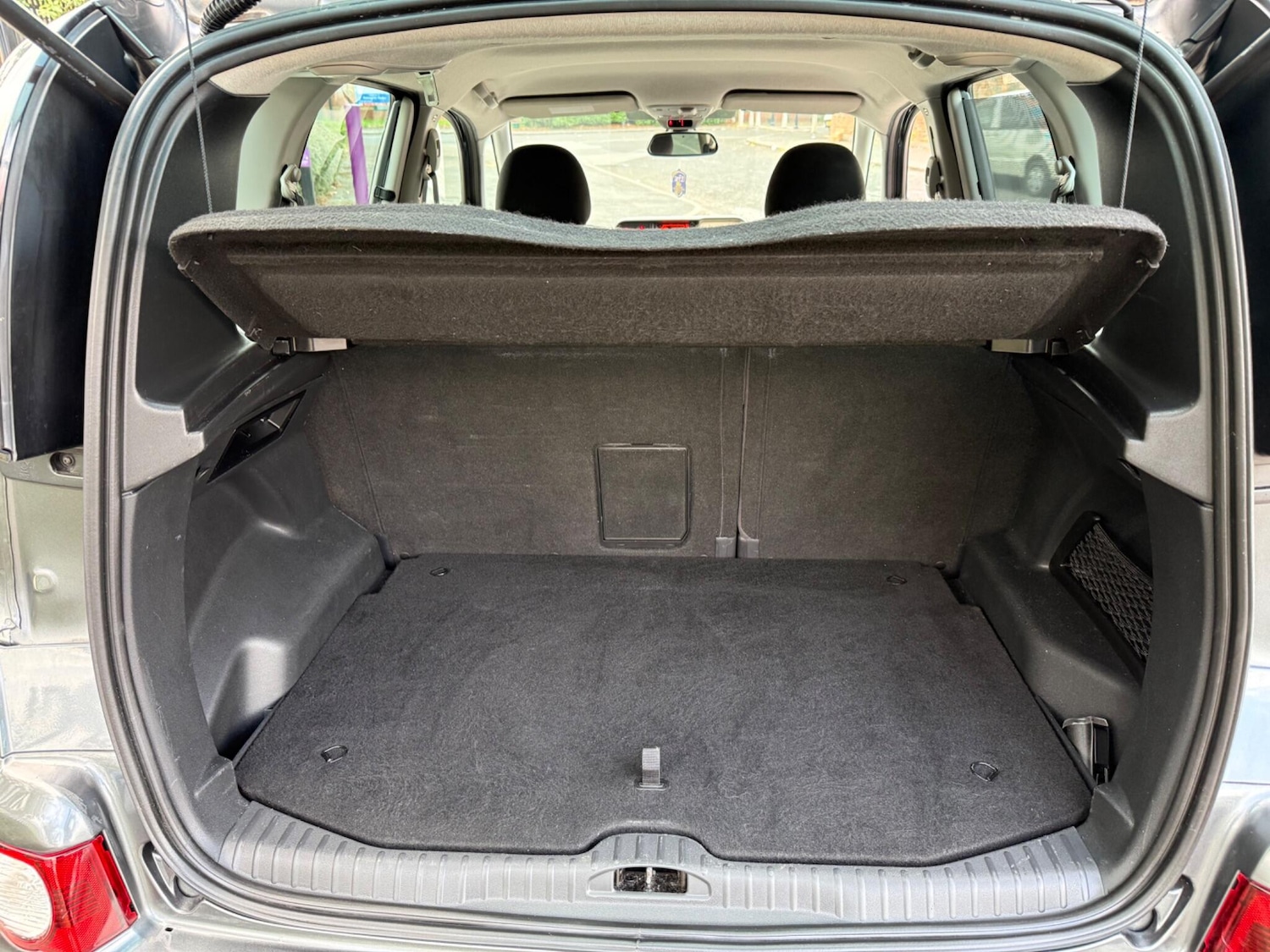 Vehicle 27