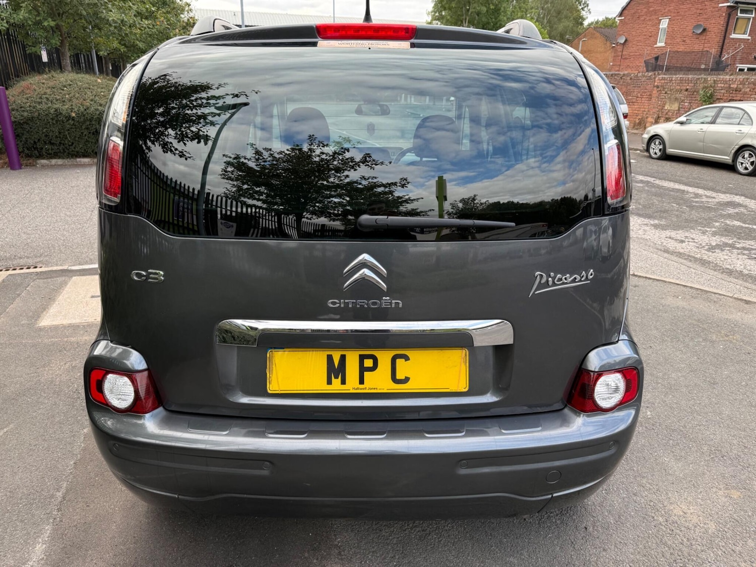 Vehicle 6