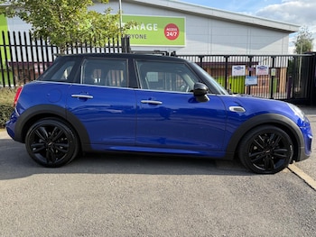 Used MINI Hatch 2018 for sale - 75883209: Photo