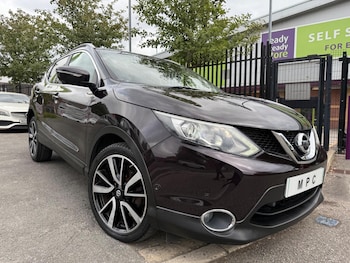 Used Nissan Qashqai 2014 for sale - 75670701: Photo