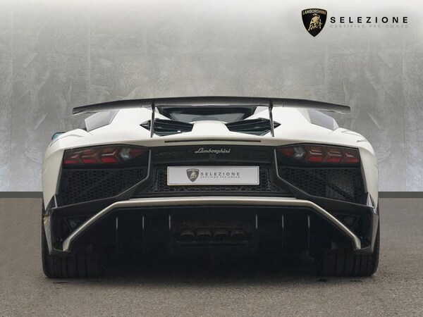 Used Lamborghini Aventador 2016 for sale - 76162102: Photo 4