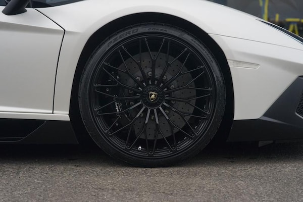 Used Lamborghini Aventador 2016 for sale - 76162102: Photo 8