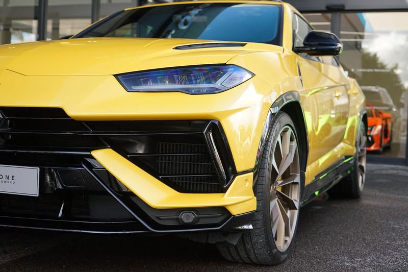 Used Lamborghini Urus 2023 for sale - 76344517: Photo 10