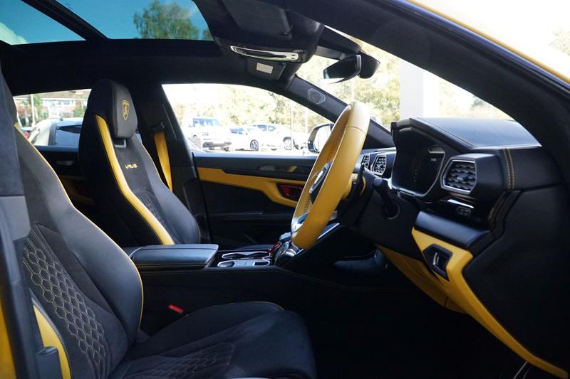 Used Lamborghini Urus 2023 for sale - 76344517: Photo 12