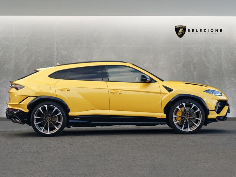 Used Lamborghini Urus 2023 for sale - 76344517: Photo 3