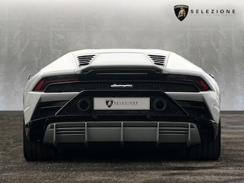 Used Lamborghini Huracan 2021 for sale - 76480465: Photo