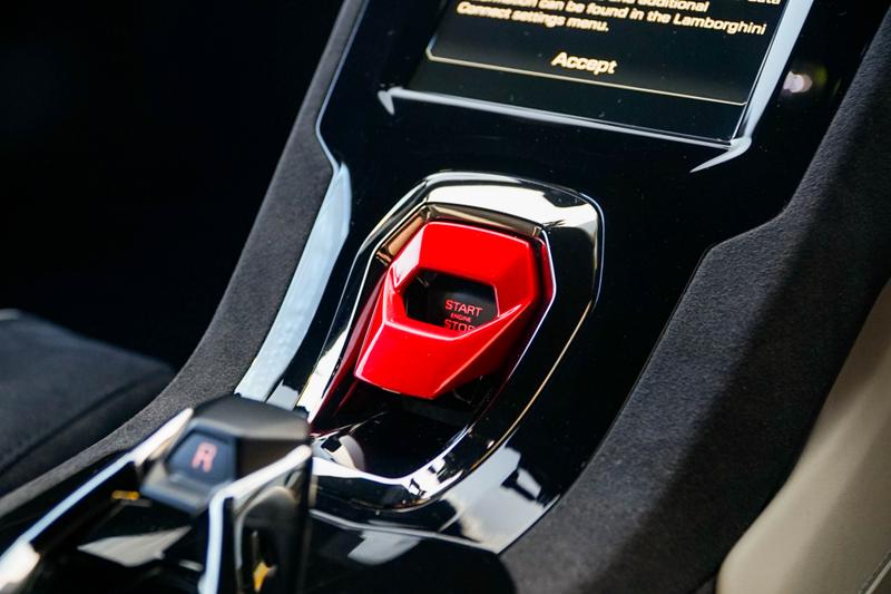 Used Lamborghini Huracan 2023 for sale - 77739296: Photo 19