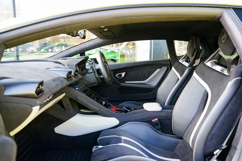 Used Lamborghini Huracan 2023 for sale - 77739296: Photo 8