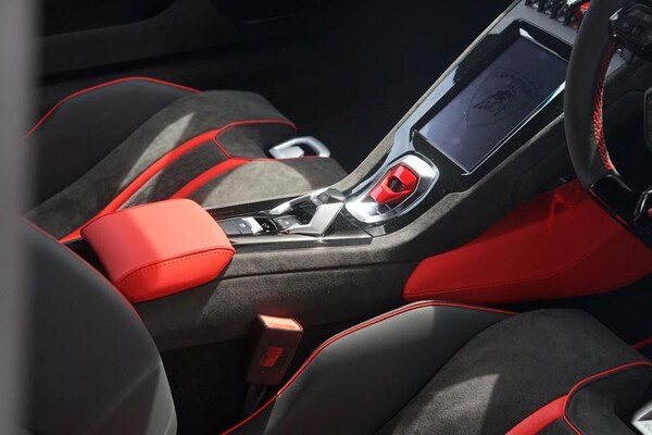 Used Lamborghini Huracan 2024 for sale - 75694660: Photo 10