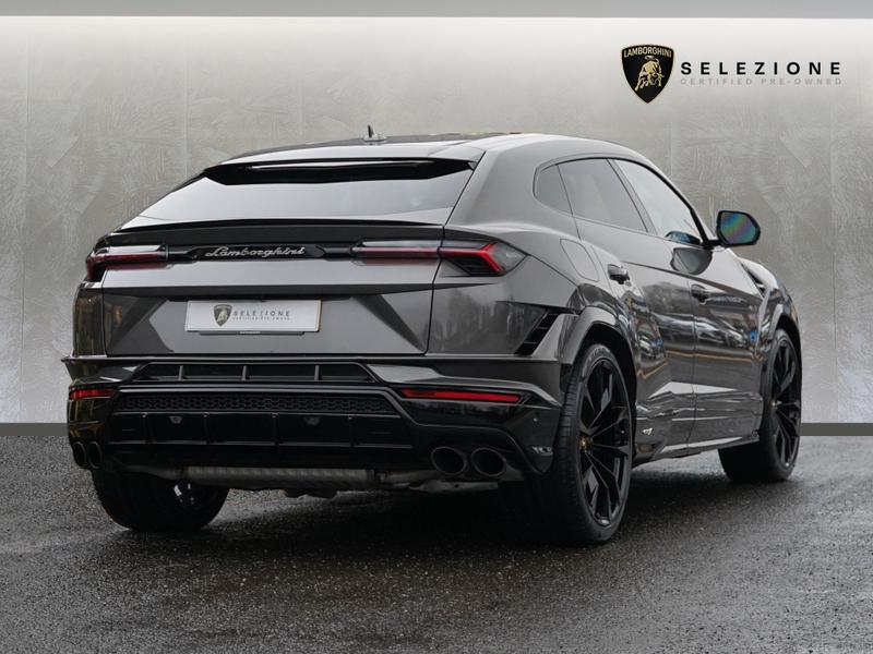 Used Lamborghini Urus 2024 for sale - 77248813: Photo 2