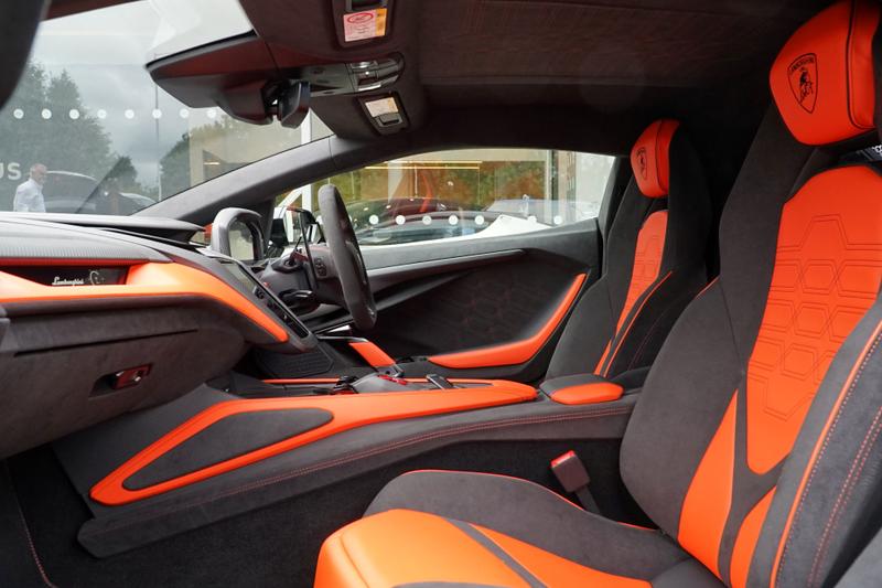 Used Lamborghini Revuelto 2025 for sale - 76322241: Photo 7