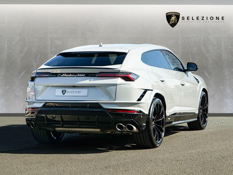 Used Lamborghini Urus 2024 for sale - 78153024: Photo 2