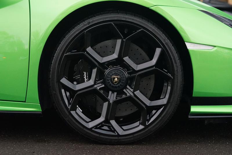 Used Lamborghini Huracan 2023 for sale - 77691525: Photo 8