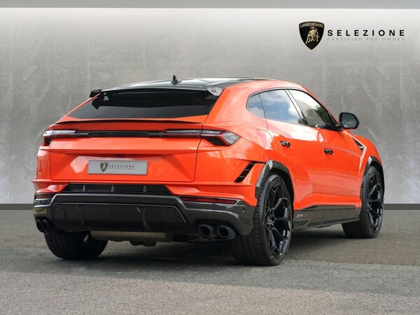 Used Lamborghini Urus 2024 for sale - 75766665: Photo 2