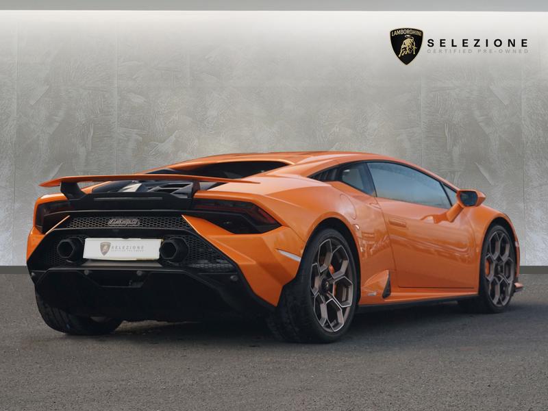 Used Lamborghini Huracan 2024 for sale - 76467653: Photo 2