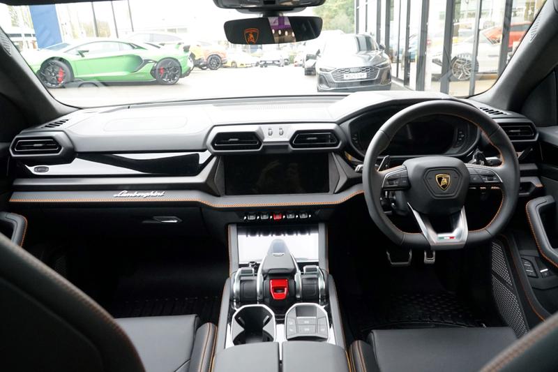 Used Lamborghini Urus 2025 for sale - 76452854: Photo 15