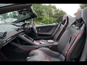2023 - 5.2 V10 640 2dr Auto AWD