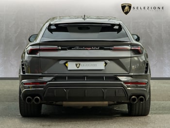 Used Lamborghini Urus 2023 for sale - 78592992: Photo