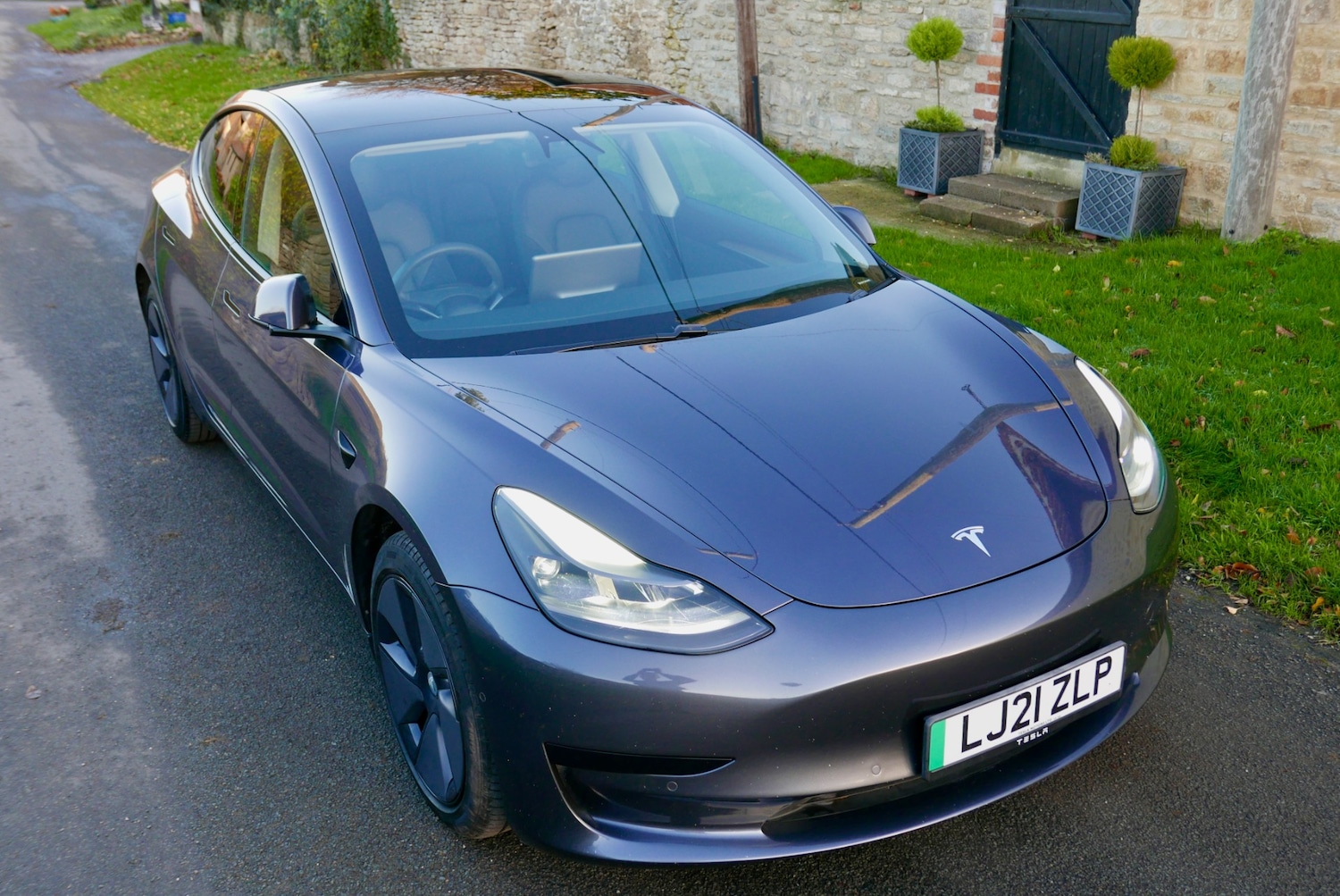 Used Tesla Model 3 2021 for sale - 76627189: Photo 3