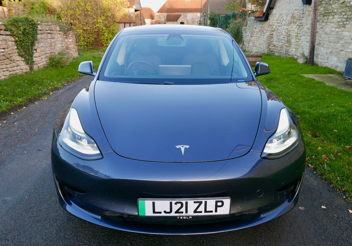 Used Tesla Model 3 2021 for sale - 76627189: Photo 9