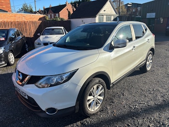 Used Nissan Qashqai 2015 for sale - 76697290: Photo