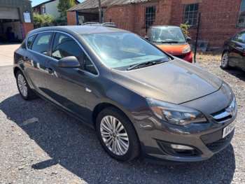 2014 (64) - 1.6 CDTi 16V ecoFLEX Excite 5dr
