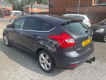 Used Ford Focus 2011 for sale - 79271685: Photo