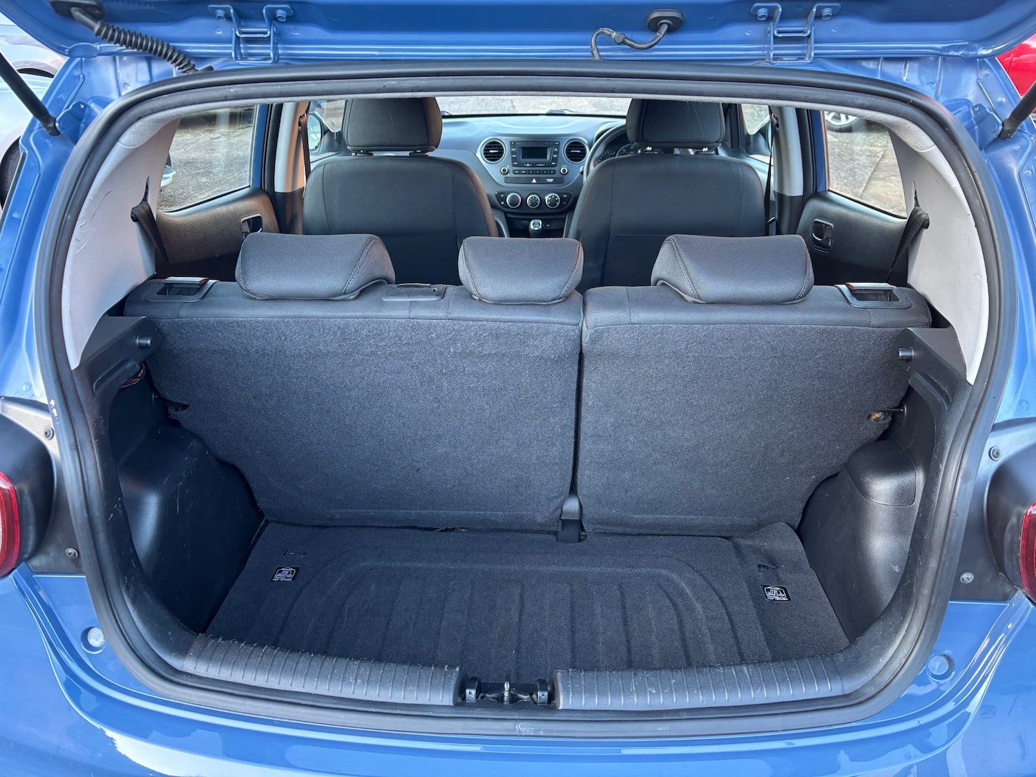 Used Hyundai i10 2017 for sale - 77080897: Photo 13