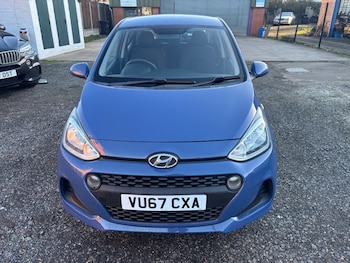 Used Hyundai i10 2017 for sale - 77080897: Photo