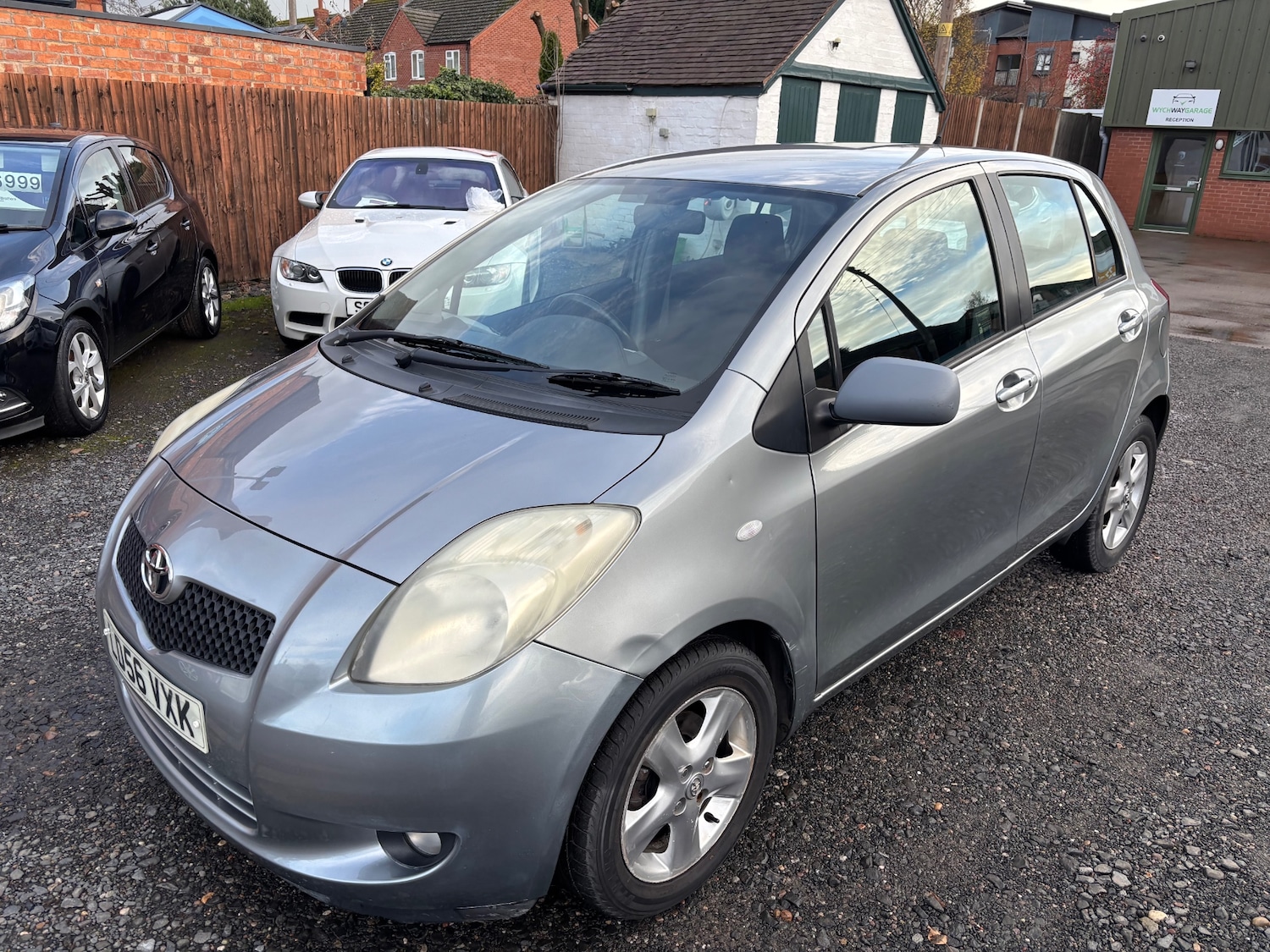 Used Toyota Yaris 2006 for sale - 76720196: Photo 2